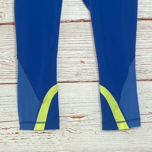 Lululemon Run Inspire Crop II in Limitless Blue/Clarity Yellow Sz 6 - Picture 14 of 14